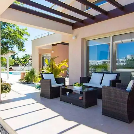 Villa Sea Breeze Hideaway Lachi