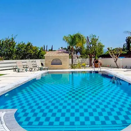 Sea Breeze Hideaway Villa *
